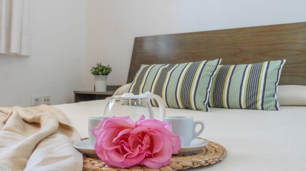 Port Canigo Apartments Roses Exterior photo